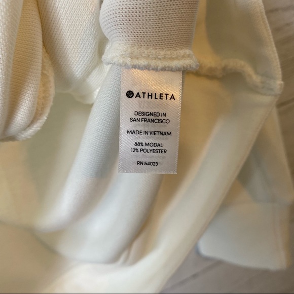 Athleta asymmetrical white sweater size M - Picture 5 of 7